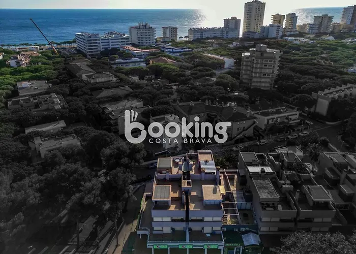 Saromar Iii 普拉加德阿罗